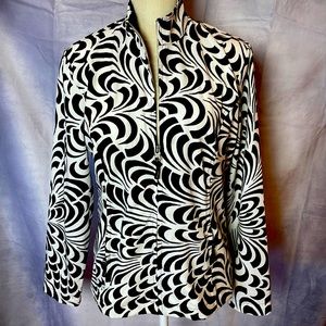 ZENERGY BY CHICOS ZIP FRONT JACKET BLACK/WHITE PRINT SIZED 1